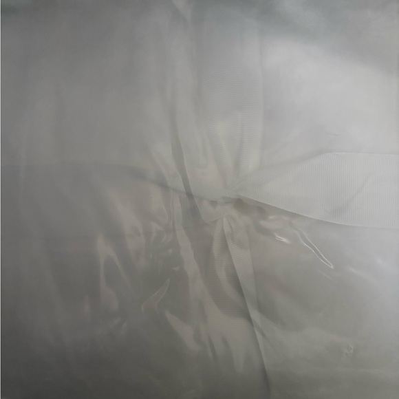 Duffield Throw II
 Ugg new fleece blanket cream color - Picture 4 of 4